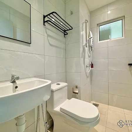 Amber Cove Melaka Sea View By Stayrene Exterior photo