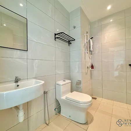 Amber Cove Melaka Sea View By Stayrene Exterior photo