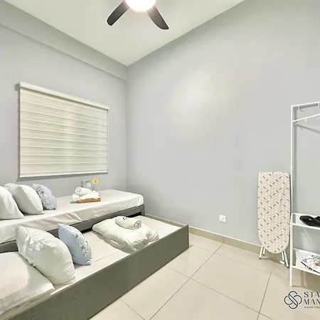 Amber Cove Melaka Sea View By Stayrene Exterior photo