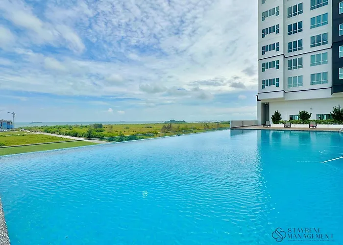 Amber Cove Melaka Sea View By Stayrene