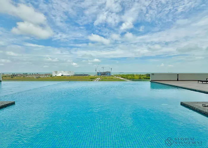 Amber Cove Melaka Sea View By Stayrene